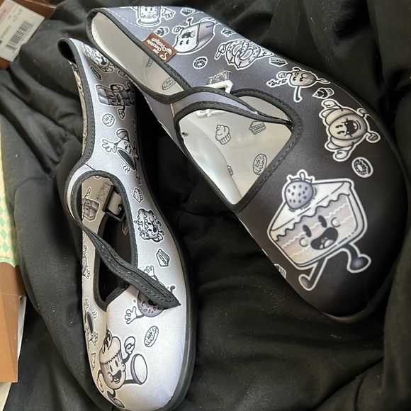 Hot Chocolate Design’s Chocolatica Mary Janes style: Cartoon - Picture 11 of 13